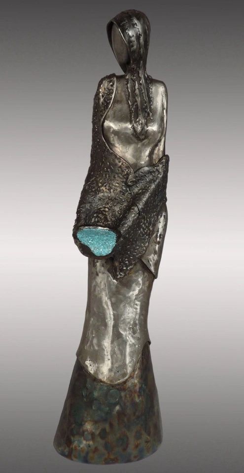Table sculpture 3